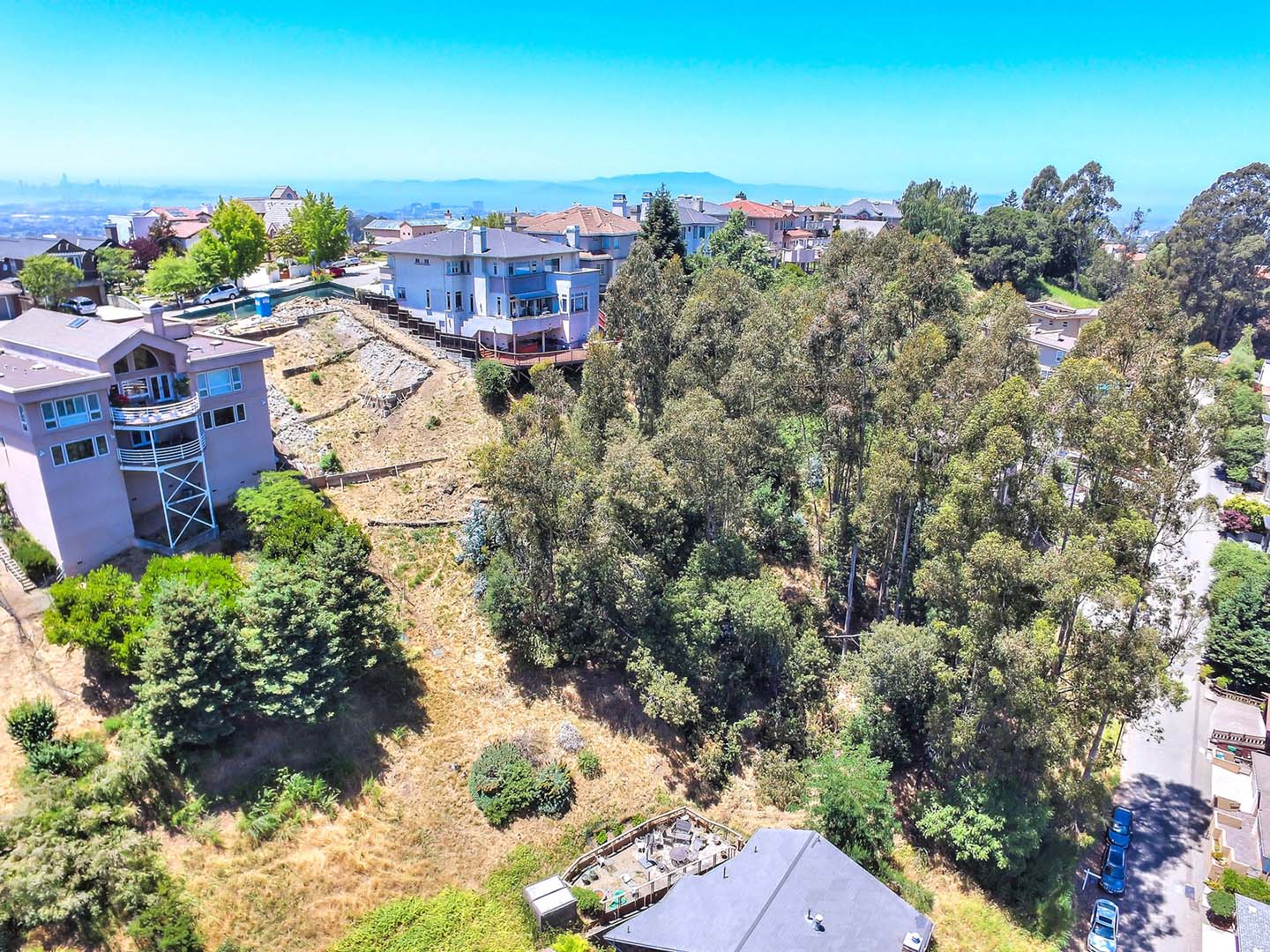 217 Sheridan Rd, Oakland CA