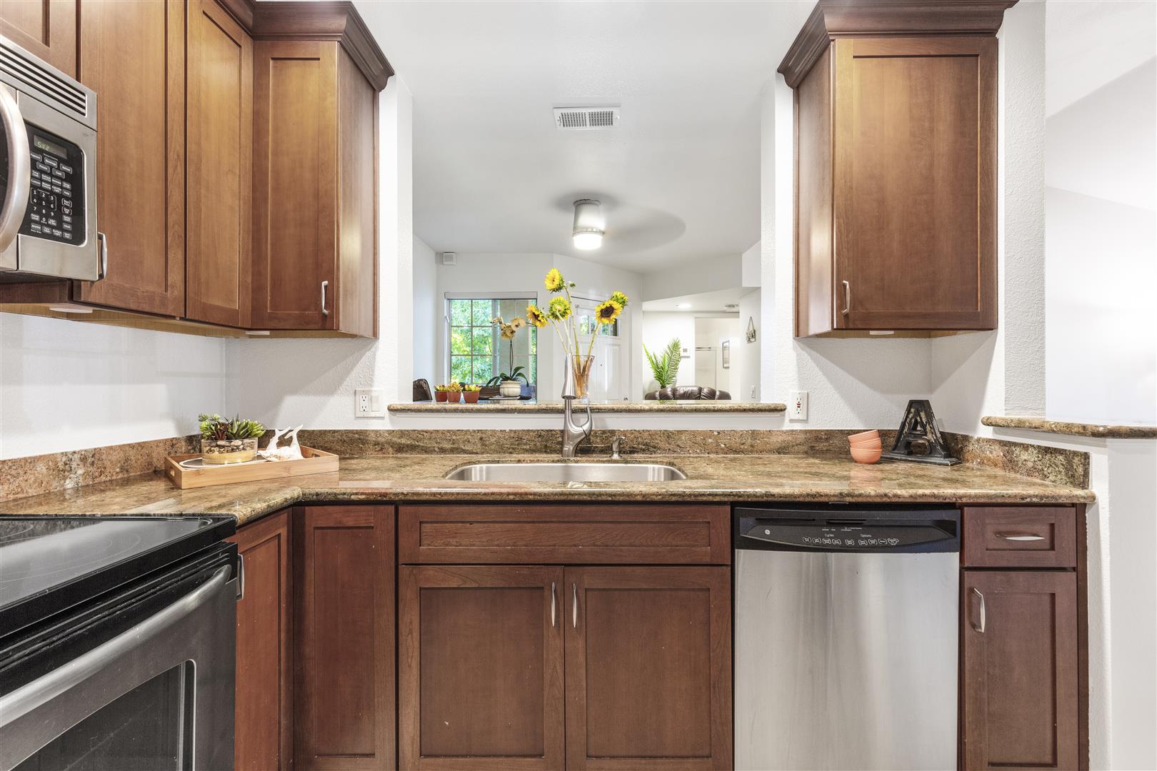 7144 Dublin Meadows St, Dublin CA