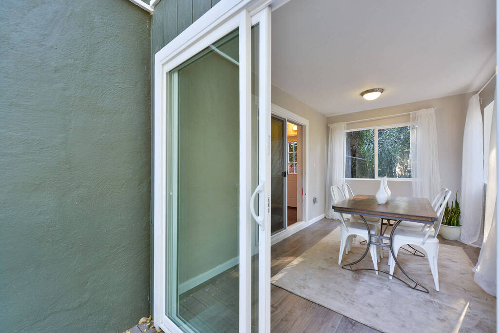 1861-1863 Magellan Dr, Oakland CA