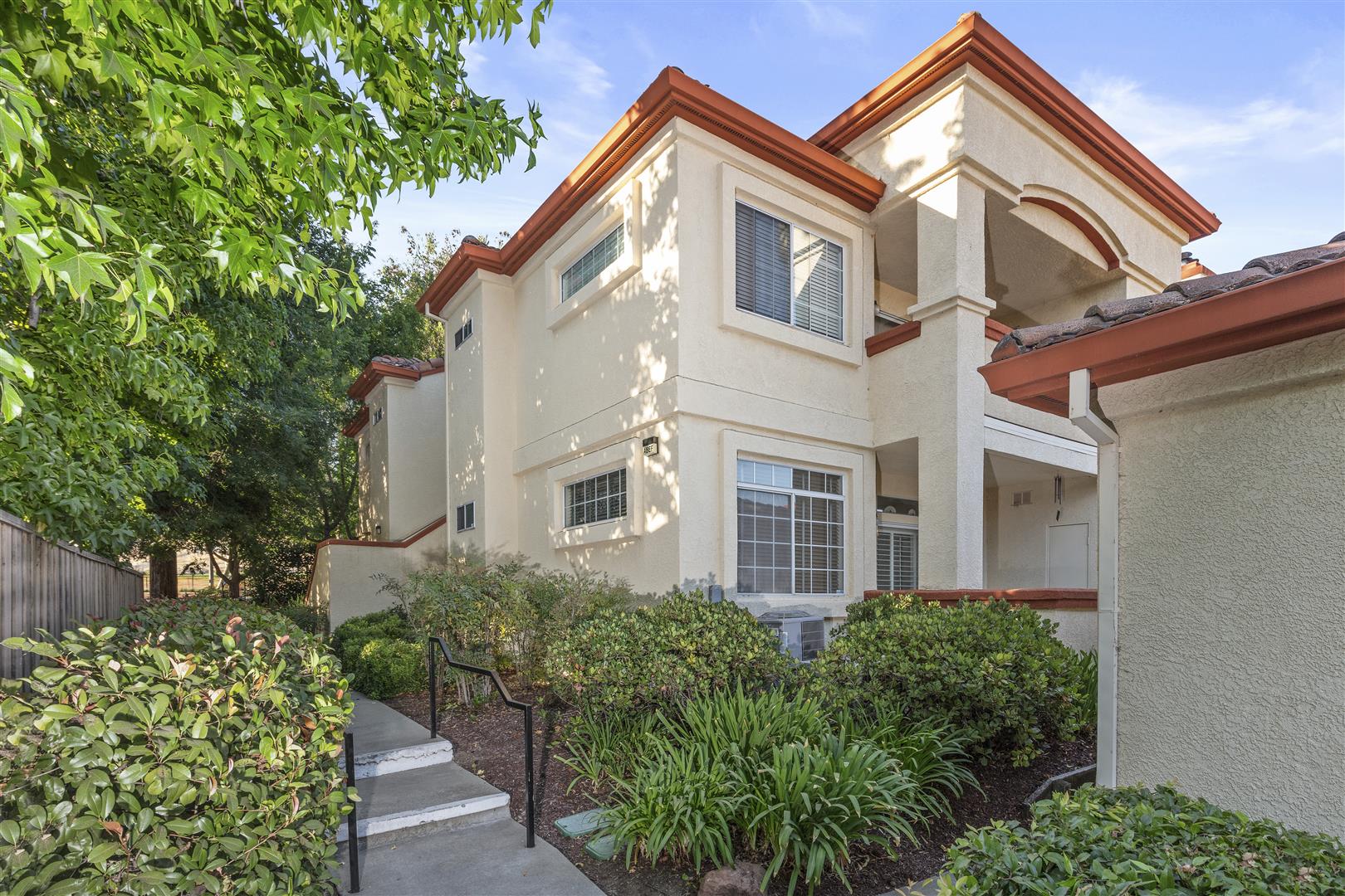 7144 Dublin Meadows St, Dublin CA