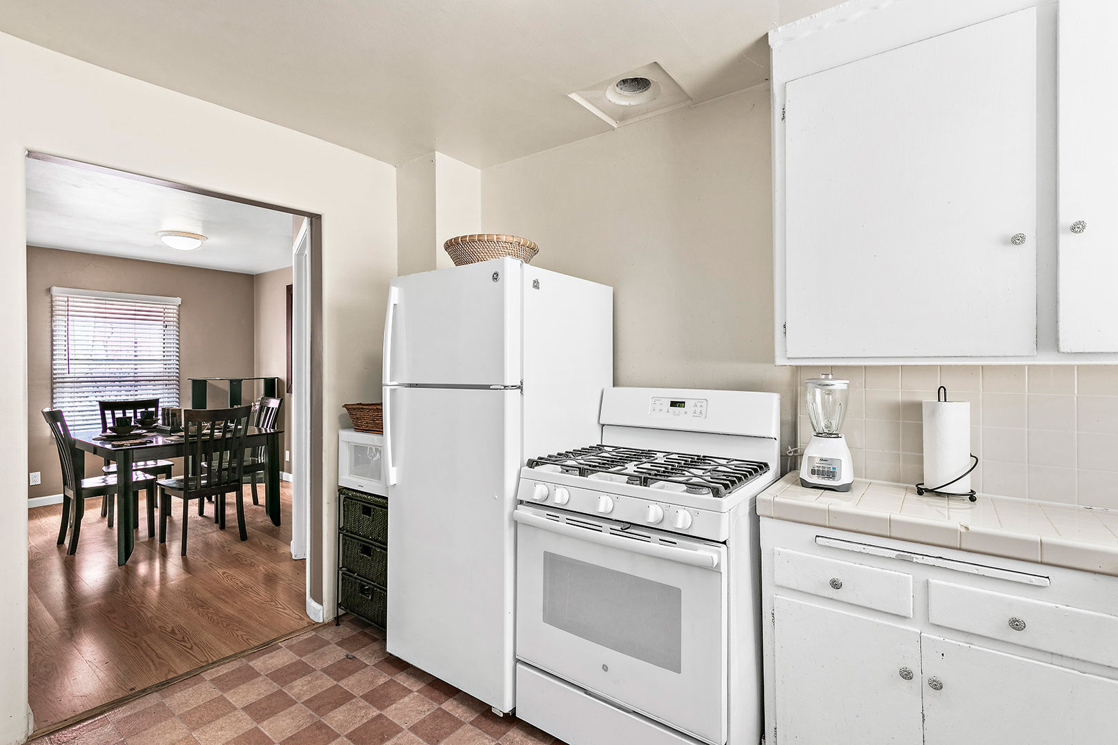 2197 E 24th, Oakland CA