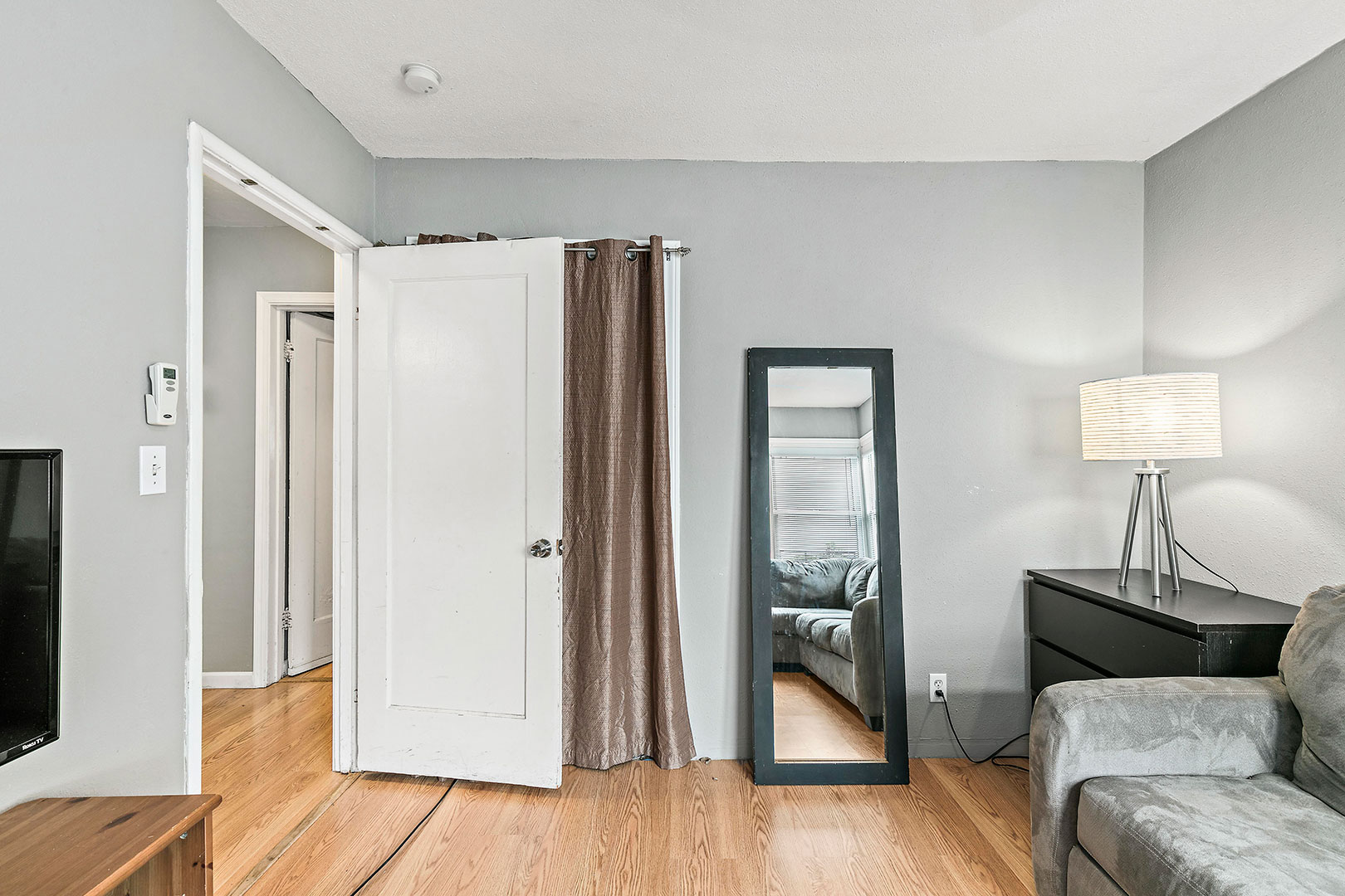 2197 E 24th, Oakland CA
