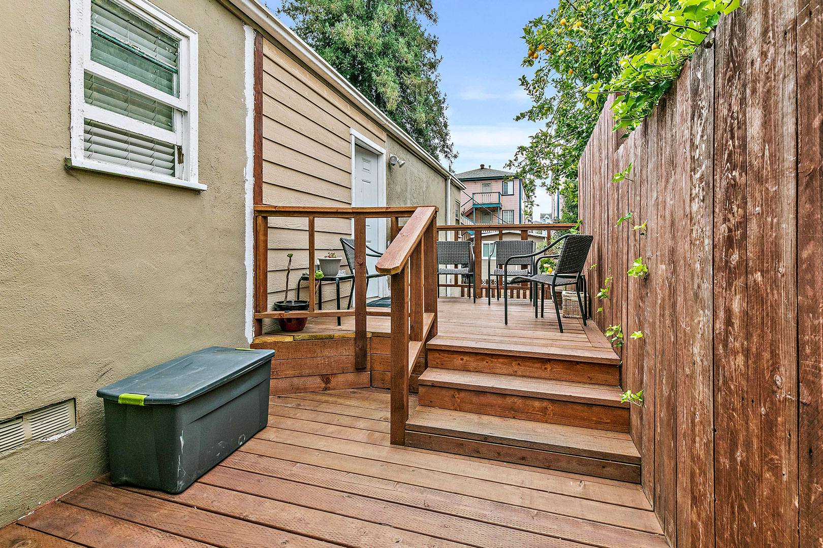 2197 E 24th, Oakland CA
