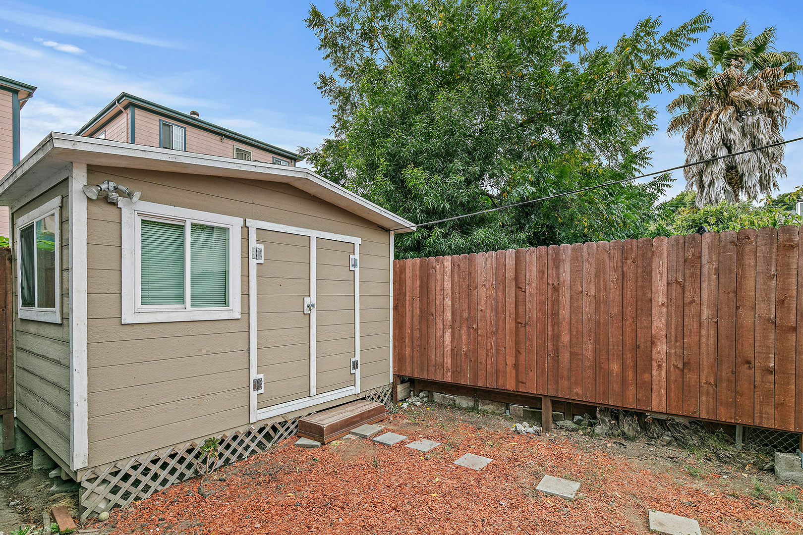 2197 E 24th, Oakland CA