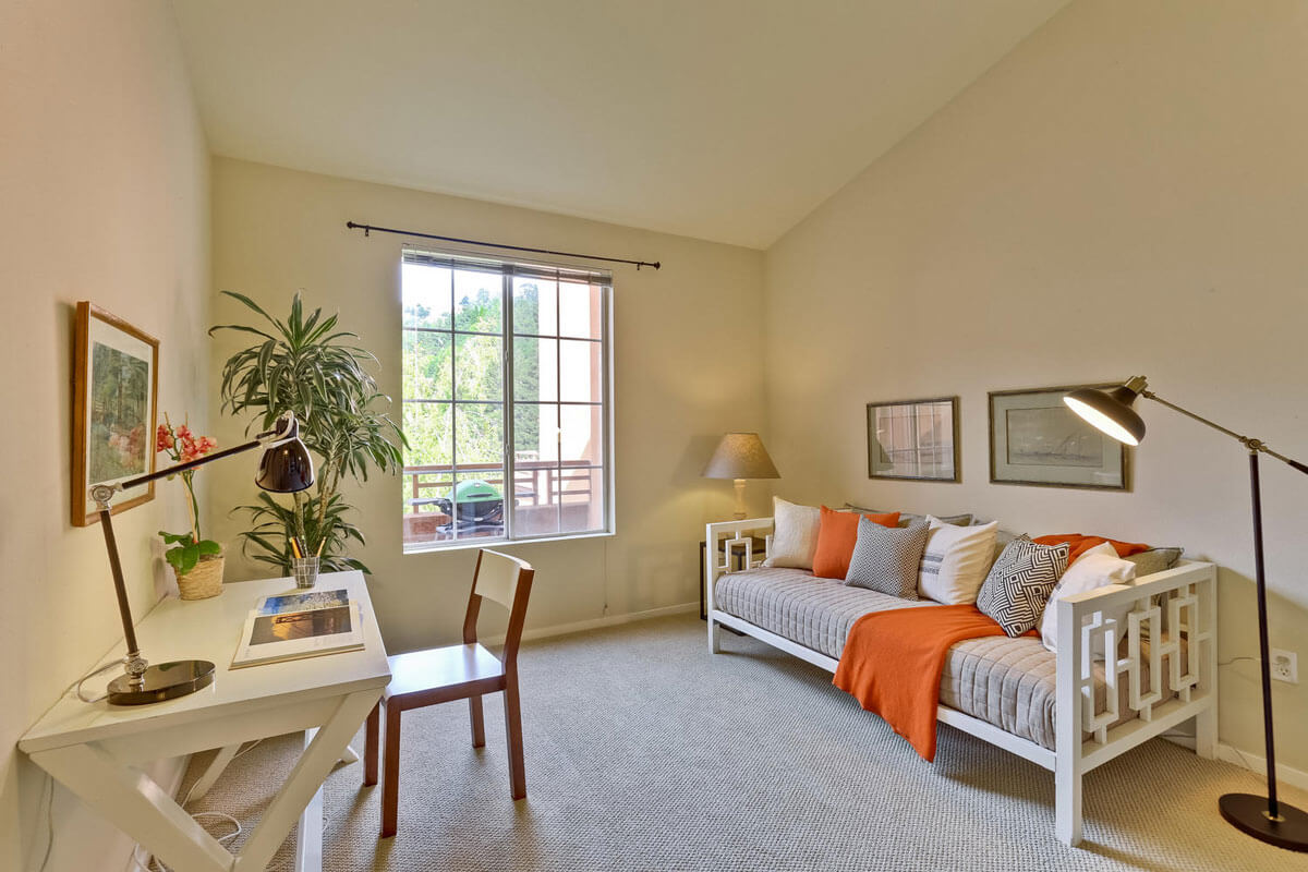 320 Caldecott, 301, Oakland CA