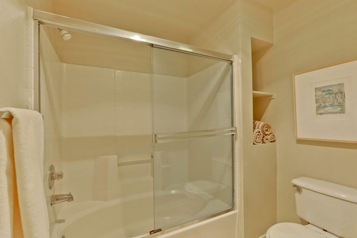 320 Caldecott, 301, Oakland CA