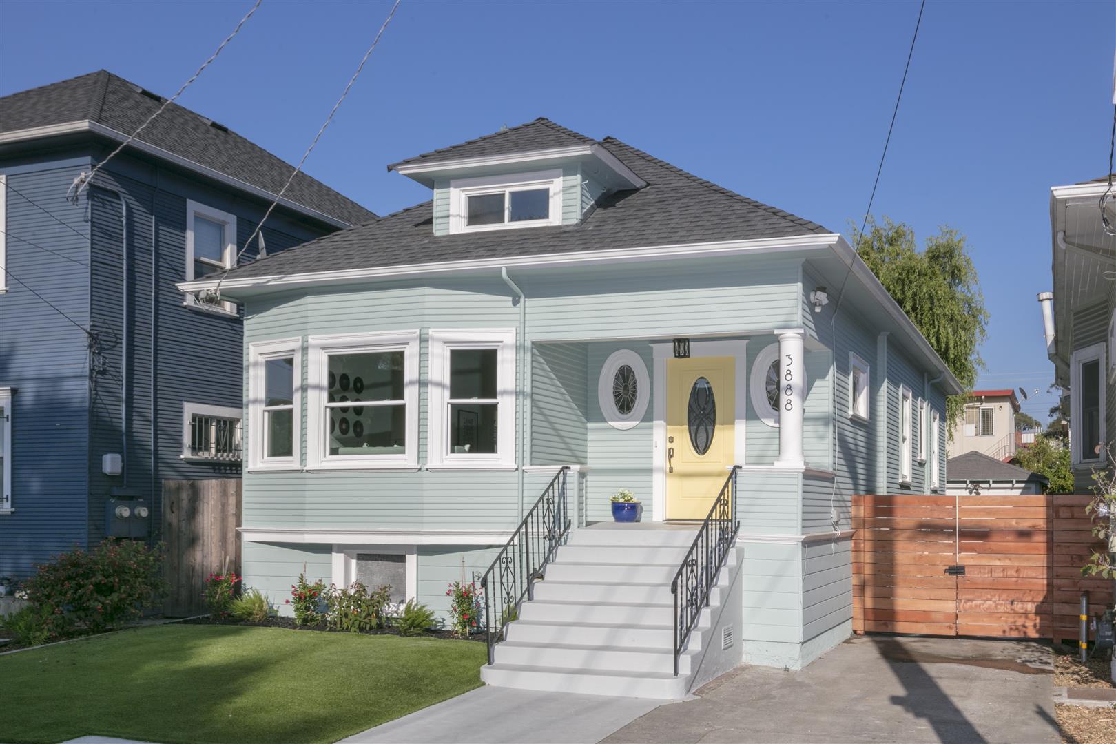 3888 Webster St, Oakland CA