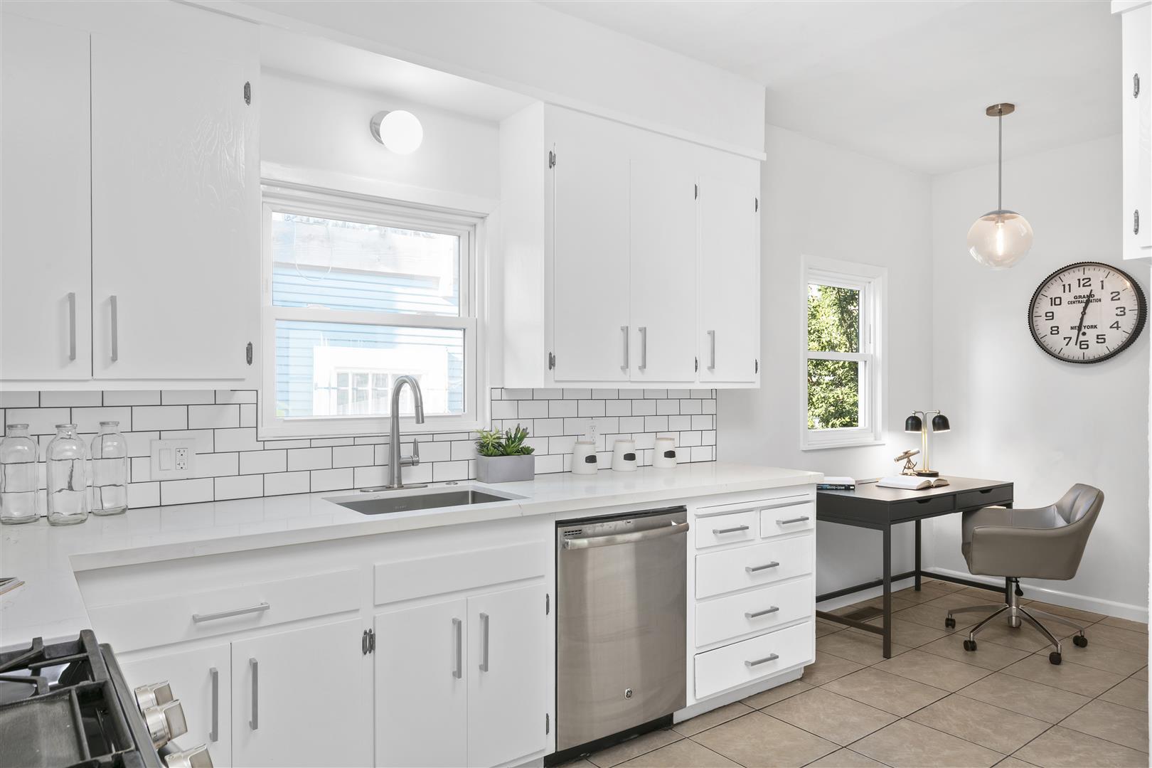 3888 Webster St, Oakland CA