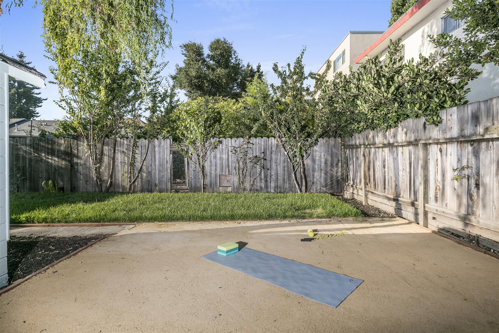 3888 Webster St, Oakland CA