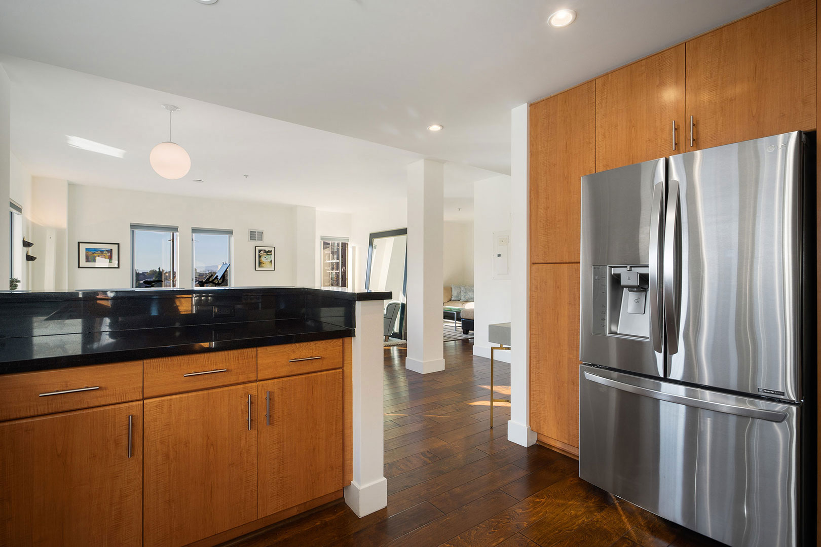 438 W Grand Ave, #401, Oakland CA