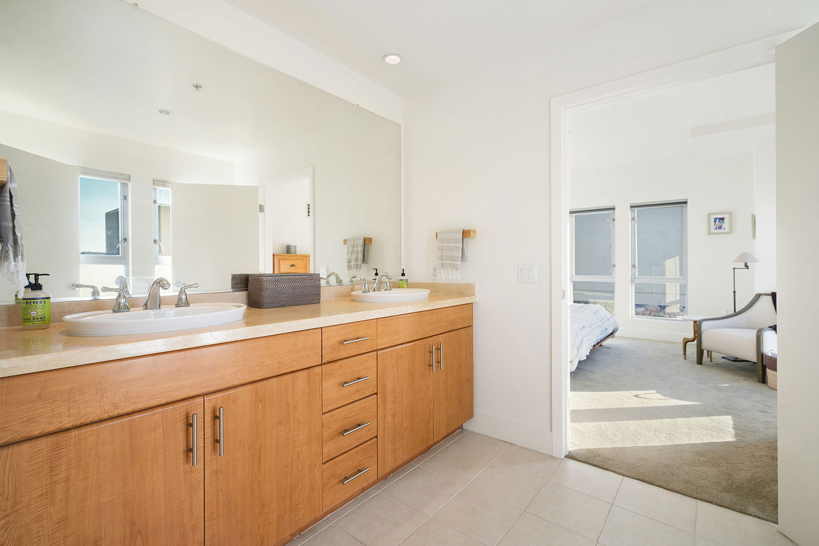 438 W Grand Ave, #401, Oakland CA