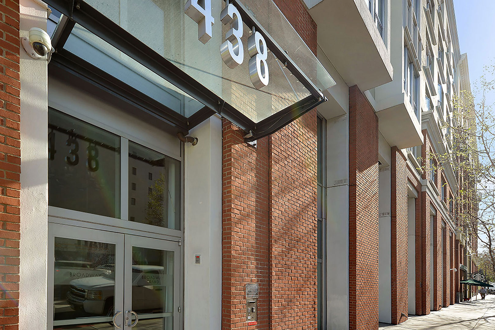 438 W Grand Ave, #401, Oakland CA