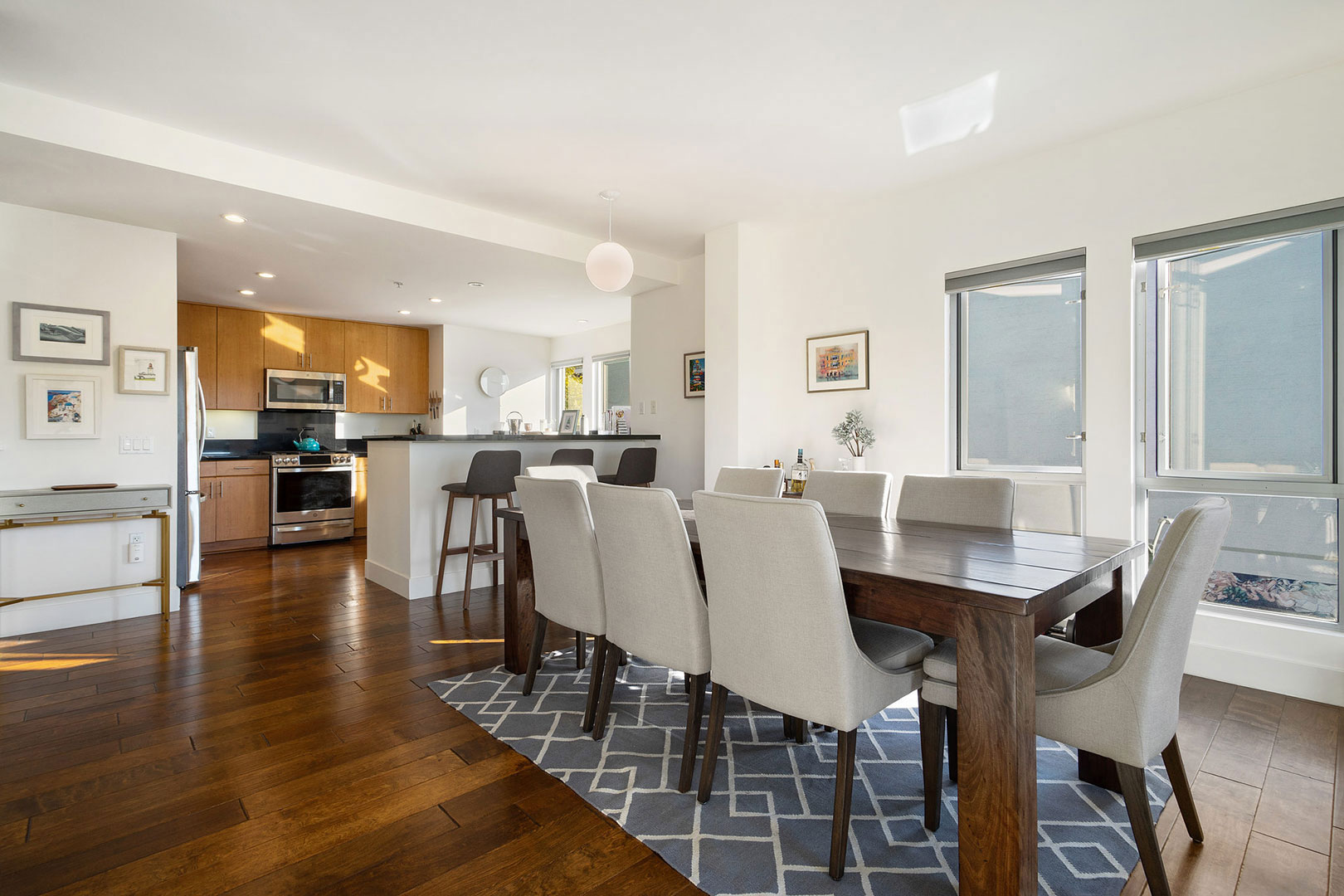 438 W Grand Ave, #401, Oakland CA