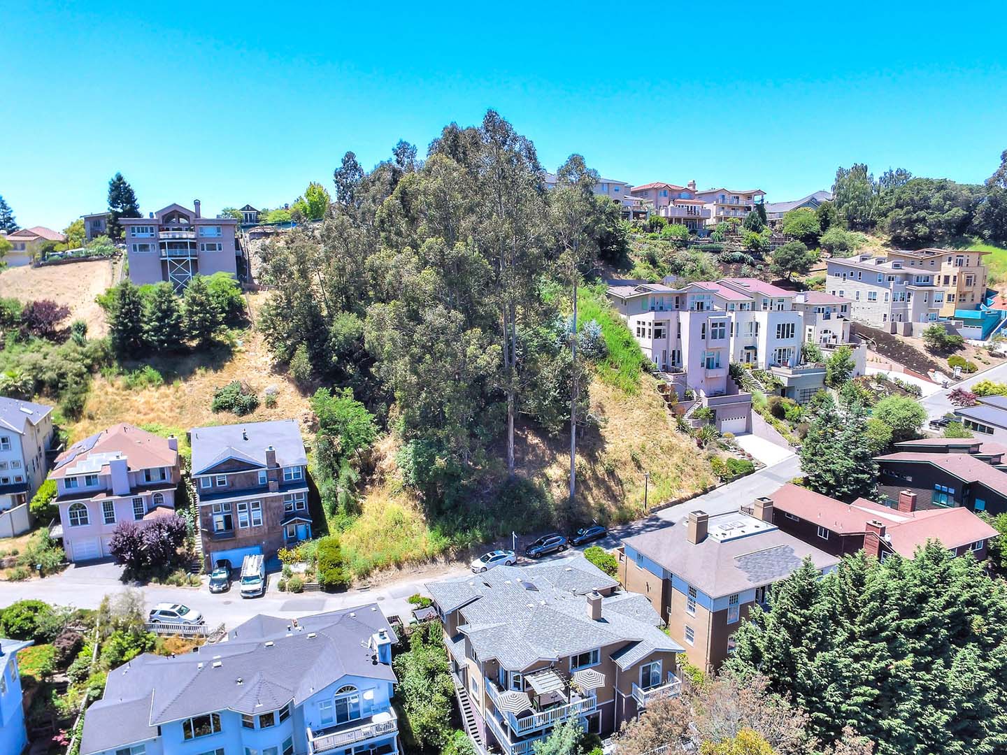 217 Sheridan Rd, Oakland CA