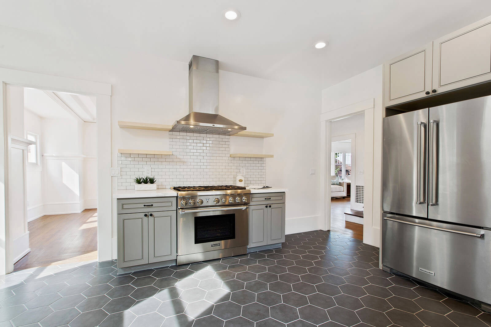 76 Bayo Vista Ave, Oakland CA