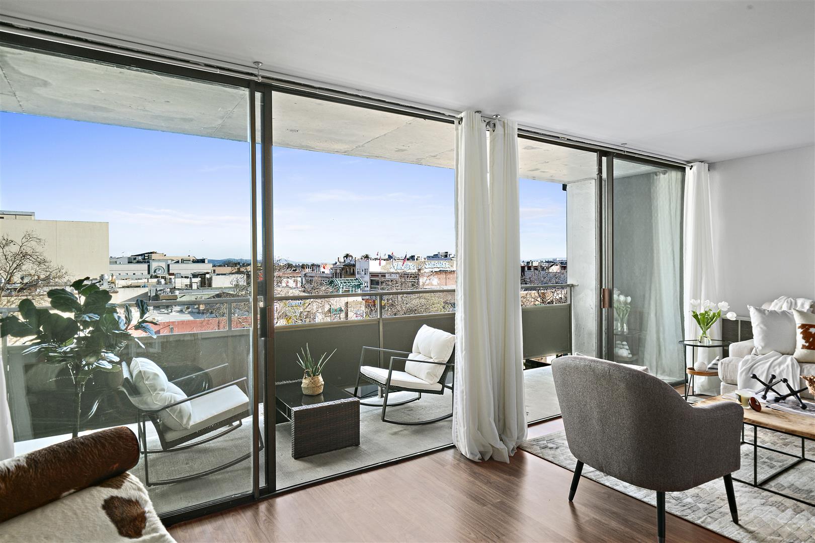 801 Franklin St, #421, Oakland CA