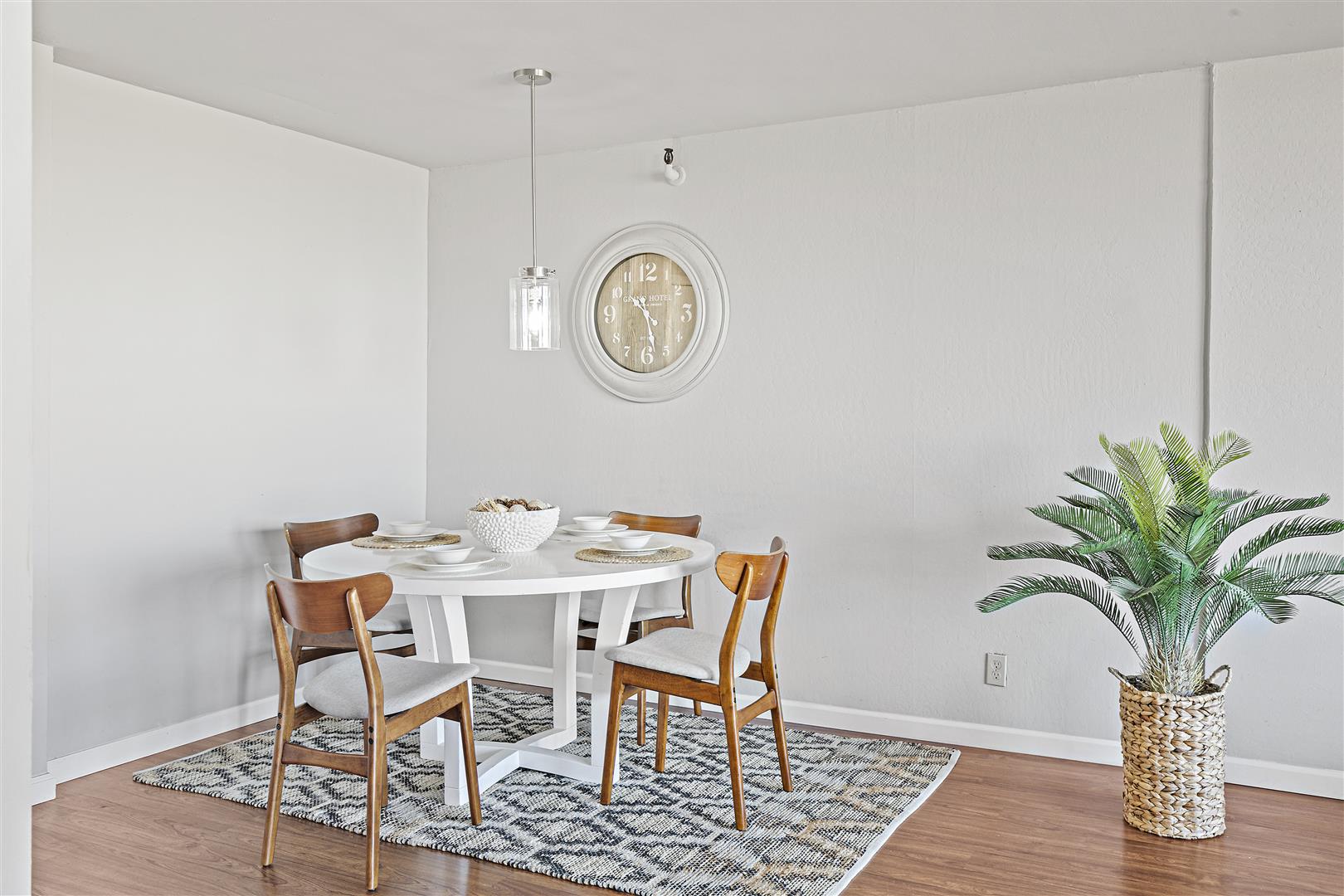801 Franklin St, #421, Oakland CA