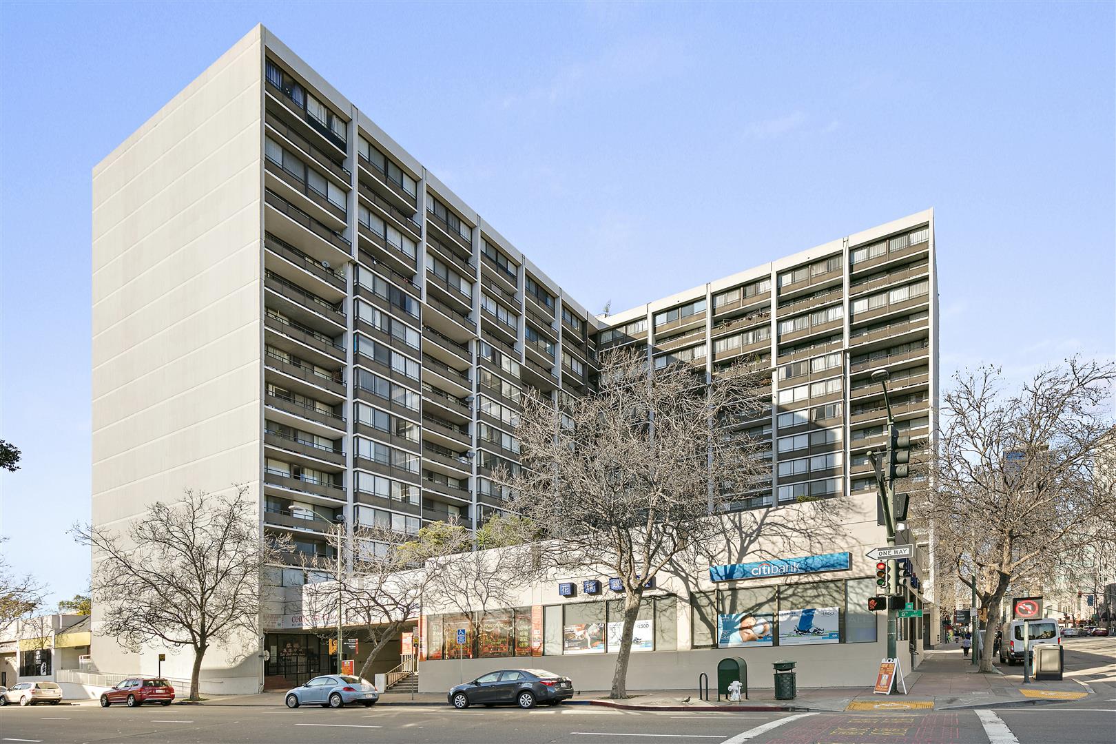801 Franklin St, #421, Oakland CA