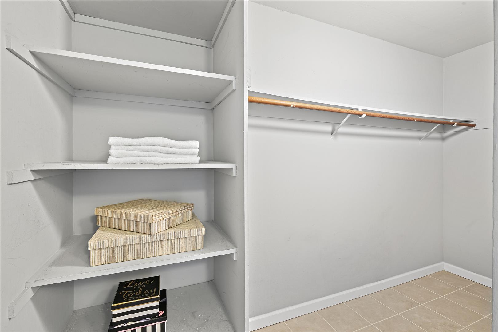801 Franklin St, #421, Oakland CA