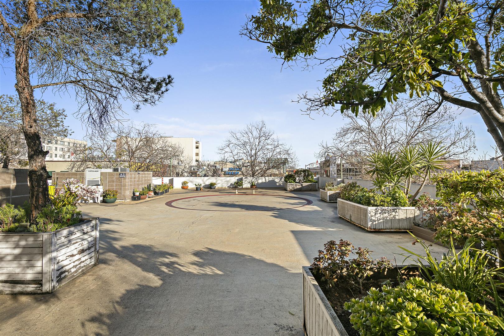 801 Franklin St, #421, Oakland CA