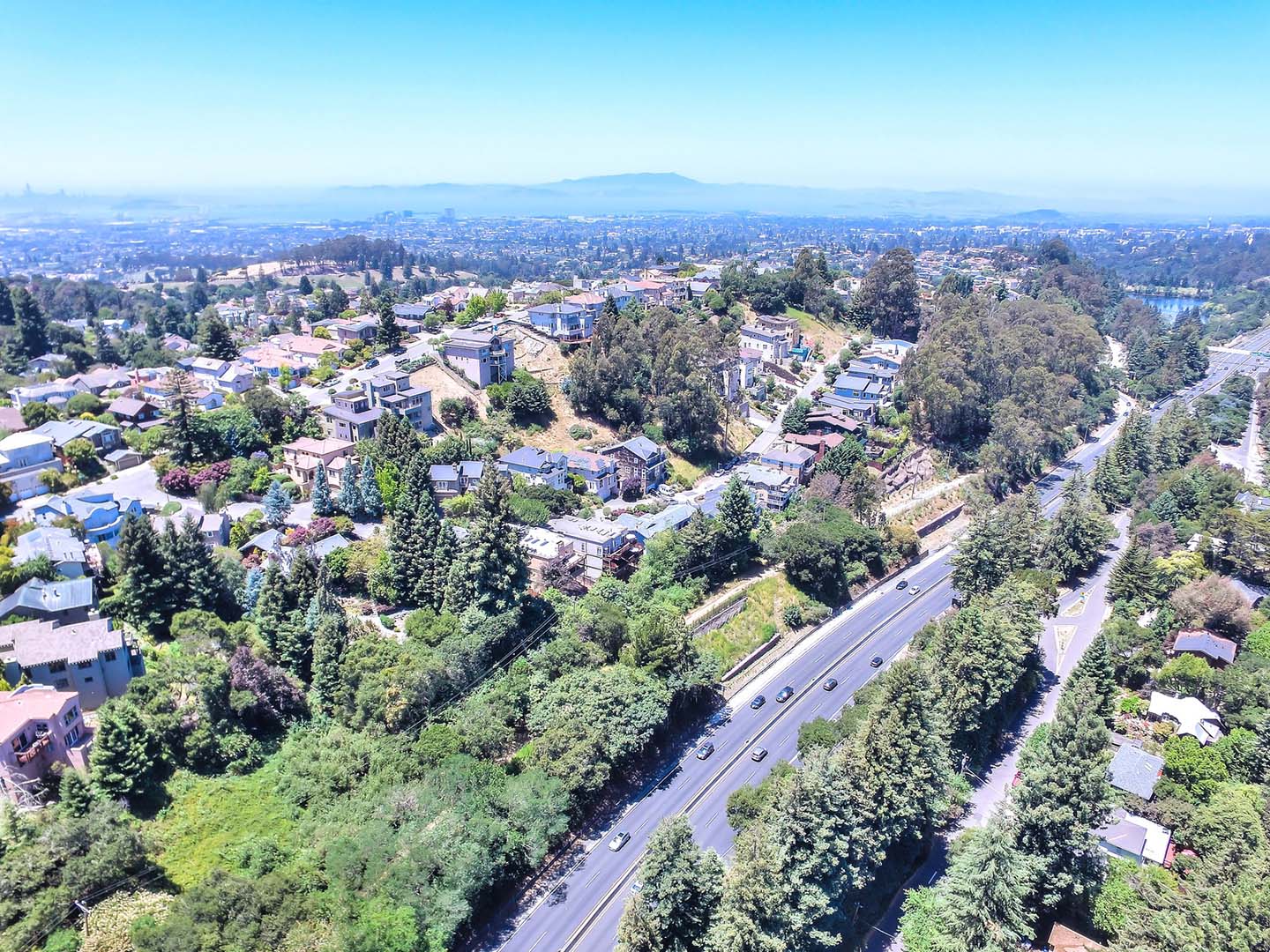217 Sheridan Rd, Oakland CA