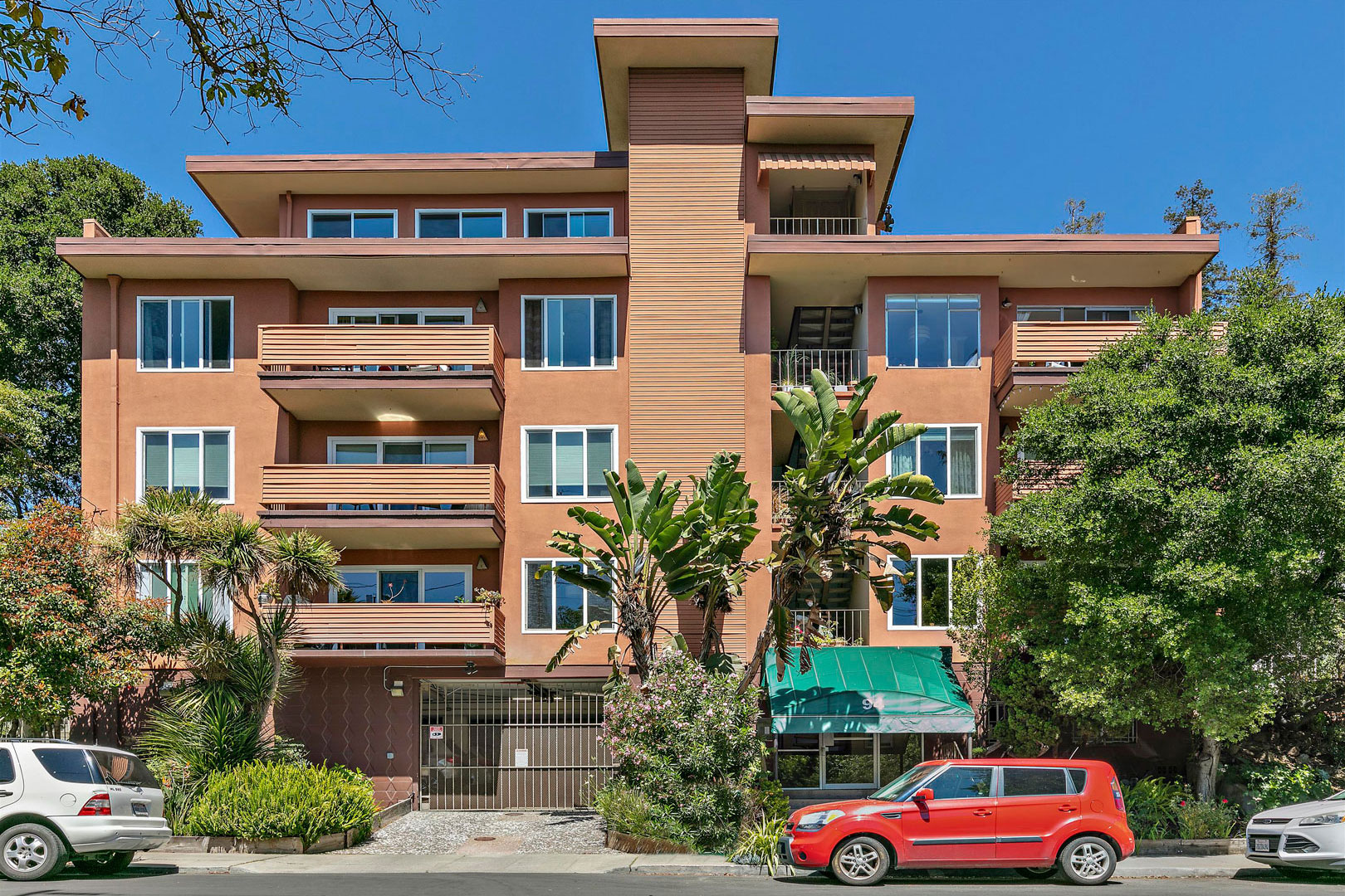 94 Bayo Vista Ave, #203, Oakland CA